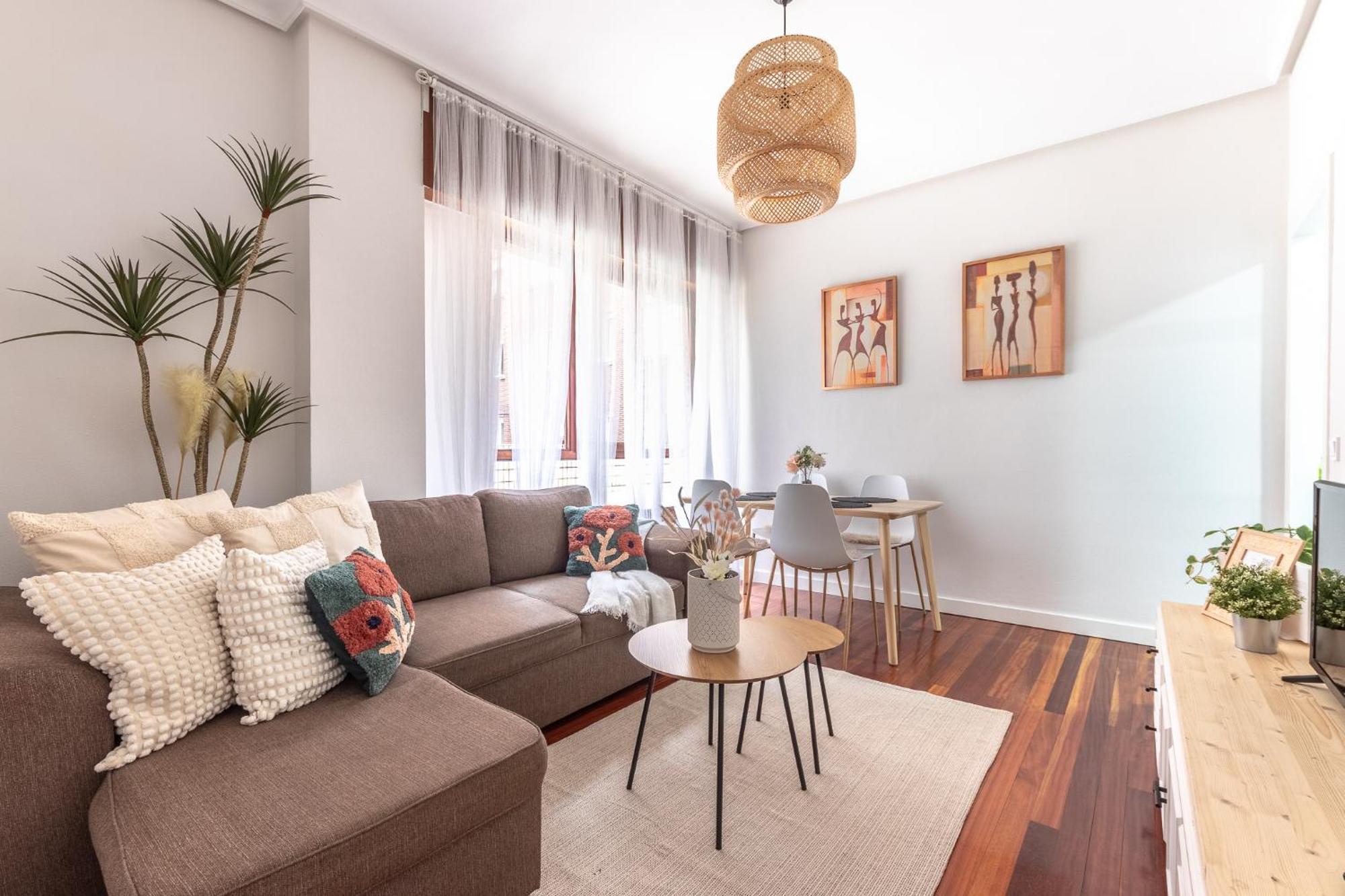 Lovely And Calm - Good Location In The Center Of Apartamento Bilbau